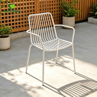 Ensemble de salle à manger Airy Steel 3 pièces, plateau en pierre frittée avec bordure en aluminium, pieds de table en fer, empilable, mobilier de bistrot d'extérieur