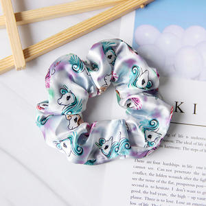 Simple dibujos animados satén seda <span class=keywords><strong>unicornio</strong></span> impreso pelo <span class=keywords><strong>Scrunchies</strong></span> Vintage hecho a mano Cola <span class=keywords><strong>de</strong></span> Caballo banda <span class=keywords><strong>de</strong></span> goma para niñas mujeres - Product Image 3