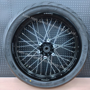 Juego de Ruedas Delanteras y Traseras para Surron Light Bee X Ultra Bee Talaria, Combinación de Neumáticos Todoterreno y para Carretera de 17 Pulgadas, Ruedas Supermoto - Product Image 3