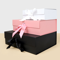 Boîte cadeau magnétique pliable personnalisée avec ruban en satin, boîte en carton pliable de luxe pour l'emballage de cadeaux de mariage et d'anniversaire