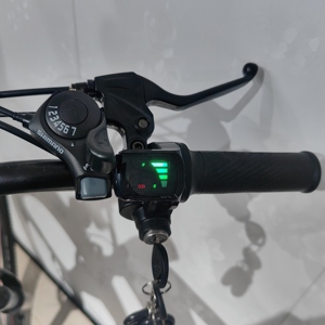 Nouveau stock – Vélo à assistance électrique 48V 350W, 26 pouces, 7 vitesses, cadre en acier et aluminium avec batterie au lithium – LDZXC004 - Product Image 5