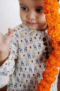 Conjunto de Kurta y Pijama de Algodón Estampado para Niños, Ropa Étnica Suave y Transpirable para Niños, Atuendo Tradicional Festivo, Ajuste Cómodo - Product Image 6