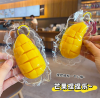 Mango Squishy Toy Virale Stressverlichtende Knijp Fidget Toy Schattig Fruit Decompressie Speelgoed voor 5 tot 7 jaar Unisex