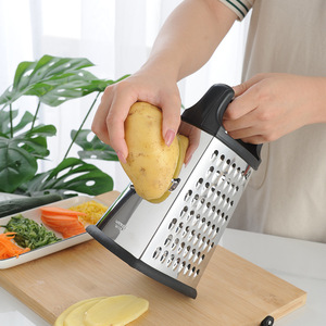 Besafe <span class=keywords><strong>Râpe</strong></span> <span class=keywords><strong>à</strong></span> fromage <span class=keywords><strong>professionnelle</strong></span> 4 faces en acier inoxydable pour cuisine manuelle pour <span class=keywords><strong>parmesan</strong></span> légumes gingembre - Product Image 2