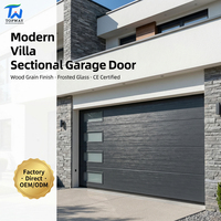 Porte sectionnelle commerciale moderne en aluminium gris foncé imitation bois avec fenêtres en verre dépoli pour villa résidentielle, finition étanche OEM