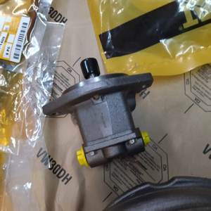 Pompe à huile 198-1508 3408 C15 C18 moteur pelle 374D 385B 385C 390D 161-4113 161-4112 161-4110 - Product Image 1