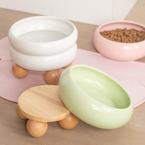 Vente en gros de bol en céramique pour chien et chat bol <span class=keywords><strong>Gulu</strong></span> surélevé en bois bol pour chat en céramique bambou avec support en bois - Product Image 4