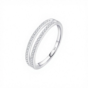 Anillo de Plata de Ley 925 de Doble Capa Ajustable con Circonitas Cúbicas Brillantes Transparentes para Mujer, Regalo Clásico de Aniversario CMA - Product Image 4