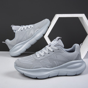 Zapatillas de tenis color gris claro, de malla, para correr, con punta redonda, con cordones, transpirables, con entresuela de EVA, suela de goma, para todas las estaciones, con suela gruesa. - Product Image 2