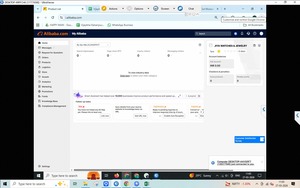 Montre de luxe entièrement sertie de diamants Moissanite avec finition brillante et bracelet en acier inoxydable durable pour hommes et femmes - Product Image 3