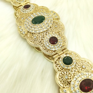 Robe de mariée marocaine pour femme <span class=keywords><strong>Caftan</strong></span> bijoux ethniques algériens avec chaîne en métal plaqué or réglable cristal R cadeau de mariée - Product Image 1