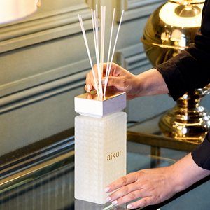 Aikun Textured Square Glass Gold Printed Logo Ivory Box Any Scent Long Lasting XL Reed <b>Diffuser</b> Low MOQ Fast Response for Retail - Product Image 2