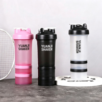 Bouteille de shaker de protéines de sport à 3 couches avec logo personnalisé, sans BPA, en plastique, avec boule de shaker et couvercle à poignée