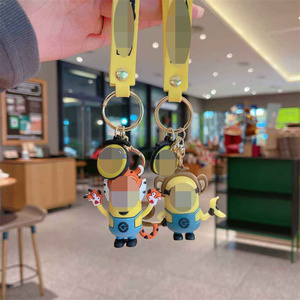 Gzjc Móc khóa hợp kim kẽm thân thiện với môi trường nhân vật dễ thương 3D Móc khóa Anime cao su PVC mềm Mặt dây chuyền - Product Image 2