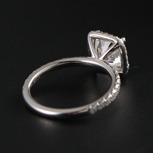 Новинка от MaiYi: Обручальное кольцо из платины PT950 с выращенным в лаборатории бриллиантом огранки «кушон» - Product Image 4