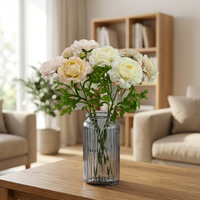 Plantes artificielles en pot de Noël : Fleurs de lotus pour la photographie, la décoration intérieure, les séances de mariage, et la vente en gros personnalisée de plantes vertes persistantes.
