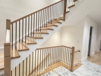 Balustre en fer et manchon en laiton modernes pour rampes d'escalier en fer, avec tiges en fer et manchons en laiton