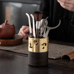Juego de Utensilios de Té Kung Fu de Latón para la Ceremonia del Té, Seis Caballeros, con Tubo de Almacenamiento para el Té de la Tarde - Product Image 2