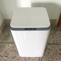 Vente en gros de poubelle intelligente automatique de 10 L avec capteur de mouvement, charge USB, en plastique, pour la cuisine et la maison