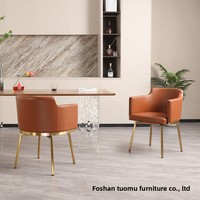 Chaise d'étude en cuir d'accoudoir de designer italien pivotant en fer léger de luxe pour la réception à domicile MDF moderne Art Style minimaliste
