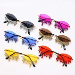 Gafas de Sol de Diseñador, Estilo Punk, con Diamantes, Montura Ovalada Pequeña, Forma de Lágrima, con Pedrería, para Mujer - Product Image 1