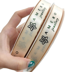 Nastro in Raso di Alta Qualità a Doppia Faccia, Colori Misti Rosso Rosa Nude, Ecologico con Logo Personalizzato per Rose Eterne e Regali - Product Image 1