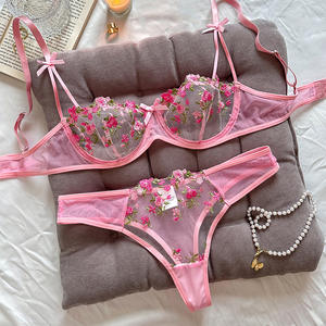 Set Lingerie Wanita XL Motif Bunga Renda Romantis Pola 3D Lucu Gaya Transparan Seksi Bralette Push-up Celana Dalam Pasokan ODM - Product Image 2