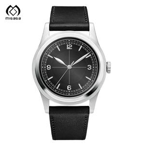 Montre-Bracelet OEM Personnalisée Étanche avec Verre Saphir Dôme et Bracelet en Cuir, Mouvement Entièrement Automatique pour Homme - Product Image 2