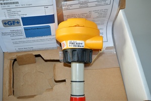 Sensor de Flujo Magnético Signet 3-2551-P0-41 2551 para Tuberías de 1/2'' a 4'' con Pantalla - Product Image 1