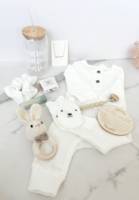 Kaiyue Holiday Mama Baby Deluxe Boîte cadeau en tissu tricoté solide 200TC New Mom Postpartum Pregnancy Baby Blanket Gift Box