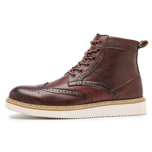 Stivaletti da <span class=keywords><strong>Uomo</strong></span> in Vera Pelle Scamosciata Stile Brogue con Lacci Impermeabili <span class=keywords><strong>Scarpe</strong></span> Casual per Matrimoni all'Aperto - Product Image 1