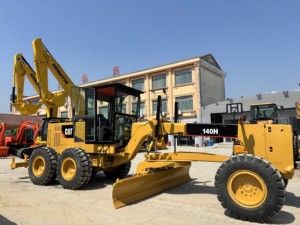 100% Original Caterpillar 140H Motoniveladora utilizada en buenas condiciones para la construcción de carreteras Cummins Engine marca americana - Product Image 5