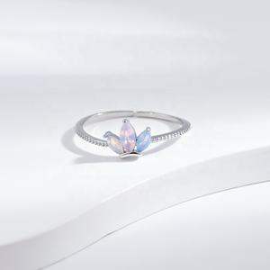 Anillo de plata de ley 925 con ópalo y cruz, estilo minimalista para mujer, novedoso, fino, apilable, chapado en oro, con diseño de mariposa, precio de fábrica. - Product Image 1