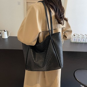 Sac fourre-tout de grande capacité, sac à bandoulière simple et décontracté pour femme, sac polyvalent pour femme - Product Image 3