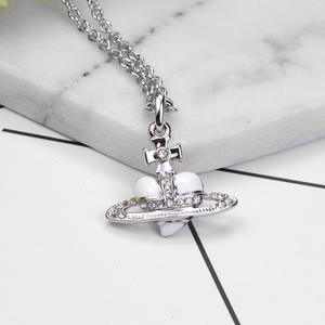 Collar de esmalte de colores con corazón pequeño de la Emperatriz Viuda Vivienne, diseño de nicho, joyería de Saturno de alta calidad para mujer - Product Image 3