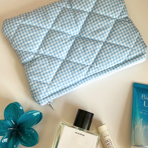 Cross-border large capacity cosmetic <b>bag</b>, fresh and portable travel cosmetic and skincare product storage <b>bag</b>, quilted flat - Product Image 3