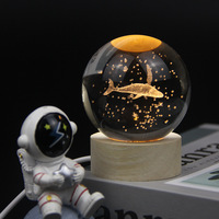 Ornement de boule de cristal lumineuse créative avec motifs multiples, recharge directe, veilleuse couleur chaude, cadeau de bureau pour Noël