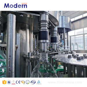 Machine de remplissage automatique de bouteilles <span class=keywords><strong>en</strong></span> verre de <span class=keywords><strong>5</strong></span> <span class=keywords><strong>litres</strong></span> (3L) de petite taille <span class=keywords><strong>en</strong></span> acier inoxydable SS304, haute précision - Product Image 3