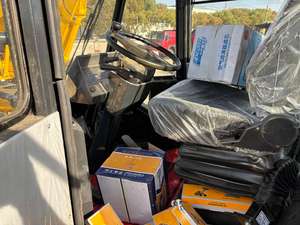 VENTA CALIENTE KOMATSU WA470 Cargador de ruedas Buen estado Potente motor Operación suave Listo para un gran proyecto - Product Image 5