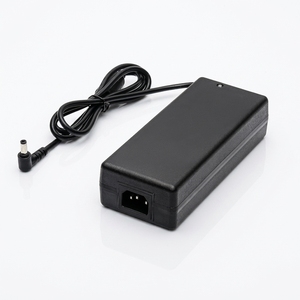 Adattatore di Alimentazione 12.6V 5A con Certificazione UL/FCC/CE/UKCA, Sostitutivo per <span class=keywords><strong>Caricabatterie</strong></span> al Litio 12V - Product Image 1