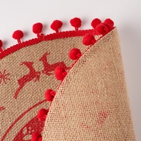 Vente en gros de sets de table en jute imprimés avec pompons de Noël pour la décoration de table de Noël