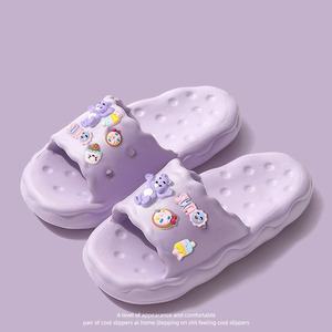 2026 İlkbahar Fabrikası Özel Toptan Kalın Tabanlı Sevimli Kız Banyo Ev Kalın Tabanlı PVC Terlikler Kaymaz Kadın Plaj Terlikleri - Product Image 6