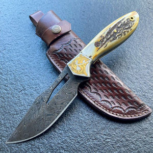 Cuchillo de Caza Damasco Personalizable Más Vendido, Cuchillo de Caza de Hoja Fija de Acero Damasco Hecho a Mano en Venta - Product Image 1