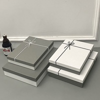 Boîte cadeau avec couvercle et base pour l'emballage de vêtements, laminage personnalisé, fourniture directe d'usine