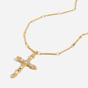 Collar con Colgante de Cruz, Chapado en Oro de 18K, Acero Inoxidable, con Cristales Engastados, Joyería para Regalo - Product Image 1