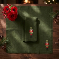 Serviettes en tissu de lin vert brodées à la main, serviettes brodées Casse-Noisette, serviettes de table réutilisables en tissu, décoration de table de Noël
