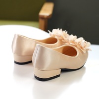 Chaussures de performance respirantes et antidérapantes pour filles européennes et américaines, style bottines et chaussures habillées pour enfants