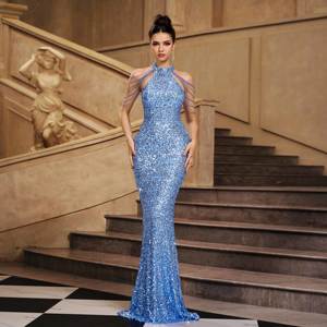 <span class=keywords><strong>Robe</strong></span> de <span class=keywords><strong>Demoiselle</strong></span> <span class=keywords><strong>d</strong></span>'<span class=keywords><strong>Honneur</strong></span> <span class=keywords><strong>Longue</strong></span> et Élégante Col Licou Sirène <span class=keywords><strong>Bleu</strong></span> Clair Pailletée - Product Image 1