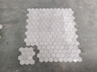 Mosaïque de marbre hexagonal en pierre blanche de Carrare d'Italie naturelle de 3 pouces pour la décoration des murs et des sols de la maison