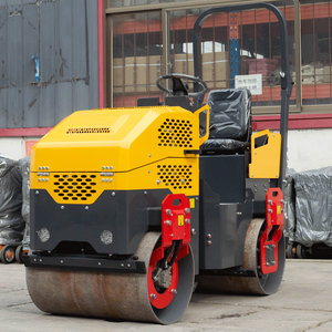 Rouleau vibratoire à double tambour VIBROPAC SS-R1500, moteur diesel 13HP, haute efficacité, force excitante de 30kN, entraînement hydraulique 75Hz - Product Image 3